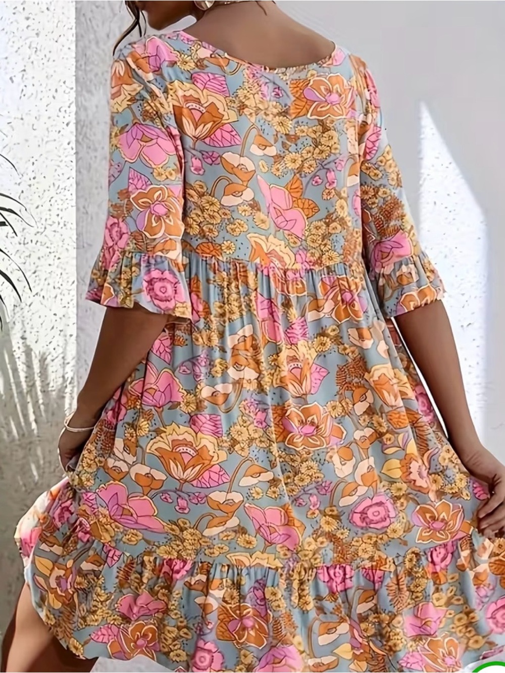 Floral V-Neck Swing Dress in Pink & Gold size L - Picture 3 of 3